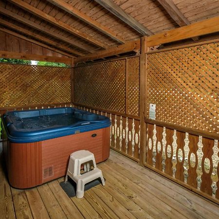 Grove Creek Cabin Gatlinburg Εξωτερικό φωτογραφία