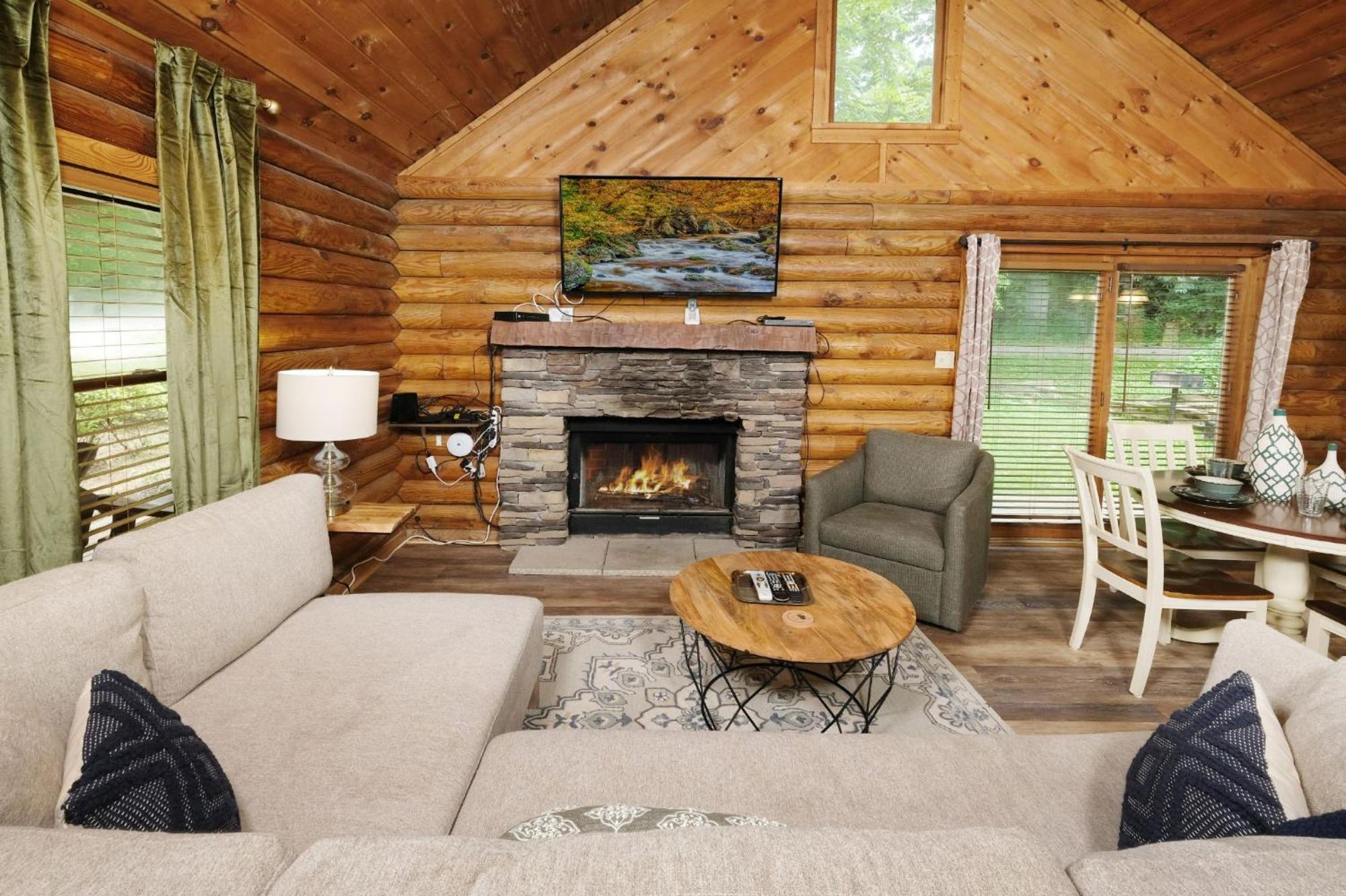 Grove Creek Cabin Gatlinburg Εξωτερικό φωτογραφία